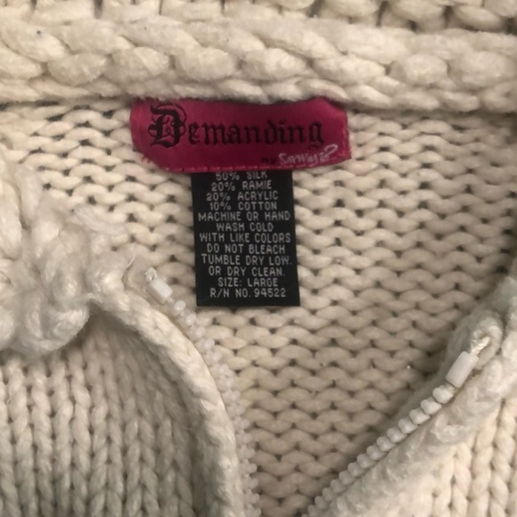 DEMANDING by Say What? Vintage Cropped Zip Up Cream Cardigan SZ L - Picture 6 of 6